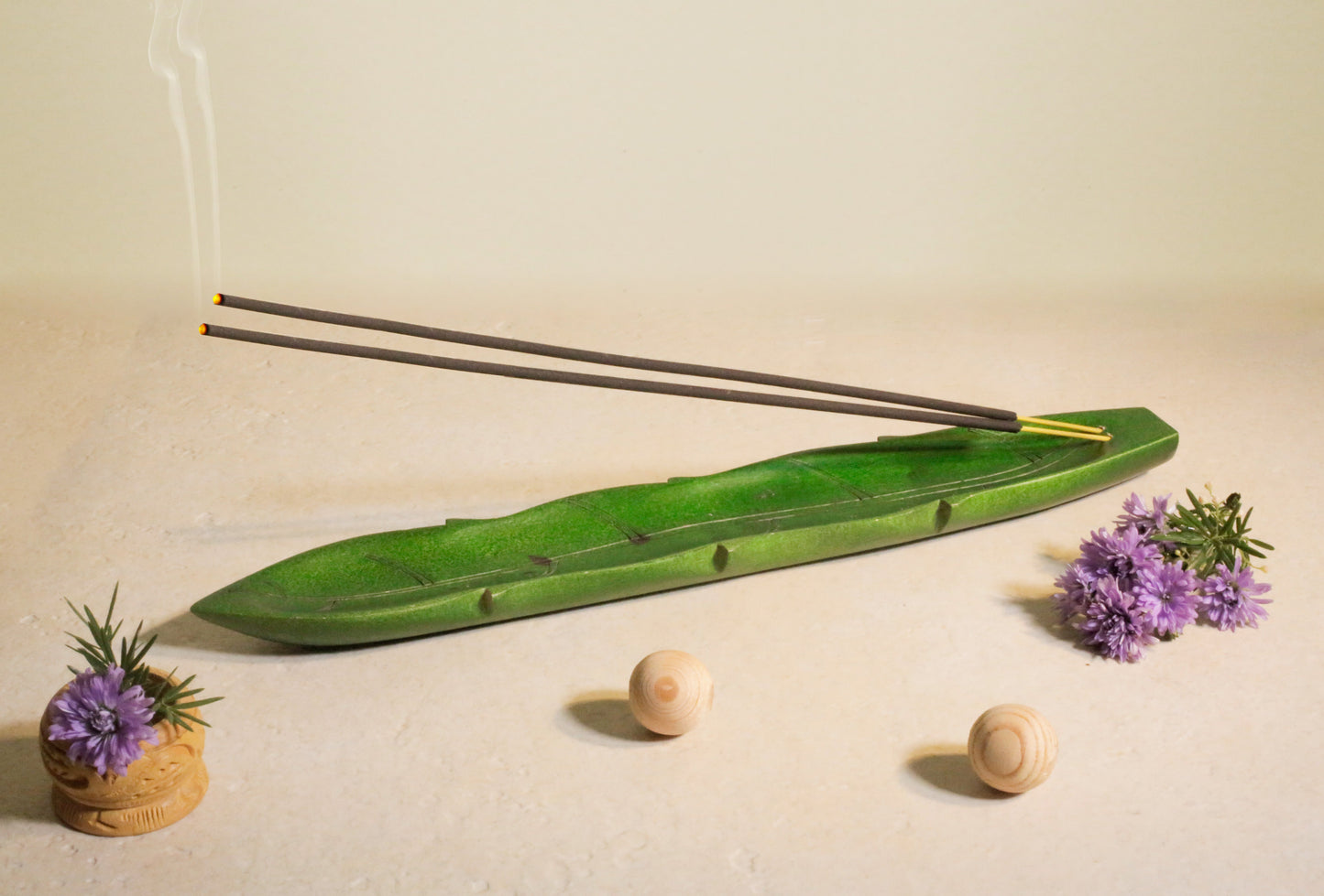 Leaf Ash Catcher - Green